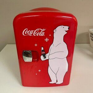 ❤️🐻‍❄️Dorm-ready Coca Cola Polar Bear Red Mini Fridge